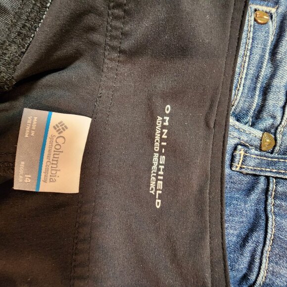 Columbia Womens Omni-Shield Black Cargo Pants With Adjustable Hem & Multiple Poc - Picture 5 of 5